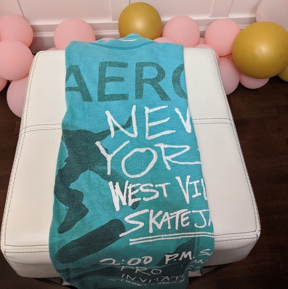Aeropostale T-shirt - Picture 3 of 5